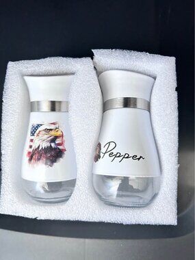 Salt and Pepper Shakers Set, 4 oz